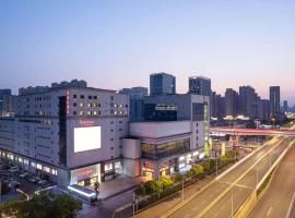 Ramada by Wyndham Wuhan Wangjiawan, Hotel in Wuhan