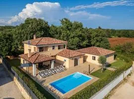Villa RE by Istrialux