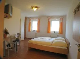 Schirmer`s Hotelino