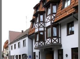 Hotel Baeren, hotel em Leimen