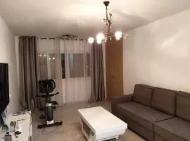 Cozy Urban Stay