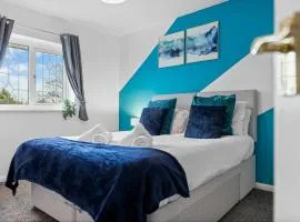 Modern 3 Bed House, Sleeps 6, Near NEC - Airport, Parking, Contractors - Families Stay