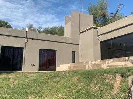 sierras nuevas, hotel a Mendiolaza