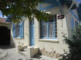 Villa proche centre et plage - V04245