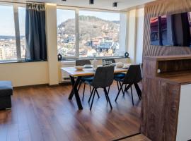 Gabrovo Grand Suite، مكان إقامة مع الخدمة الذاتية لإعداد الطعام في غابروفو