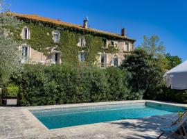 Maison du Lavoir Vert, Hotel in Tourbes