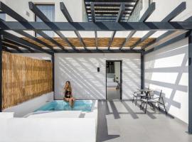Bl&eacute; Suites Santorini，伊莫洛維里的飯店式公寓