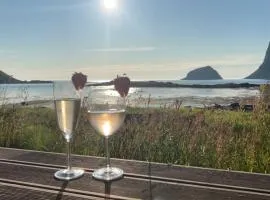 Magic views and walking distance to best beaches