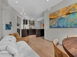 Arctic Escape - Central Design Apartment