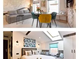 Steel And Wood Apartment