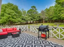 Community Pools and Hot Tub Albrightsville Cottage!