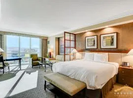 MGM Signature-05-618 Jacuzzi Studio