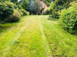 Dom wakacyjny nad Jeziorem Dadaj, Hotel in Biskupiec