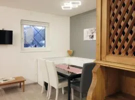 CASA 4 PIOPPI - 2 camere, balcone, garage Dolomiti Affitti