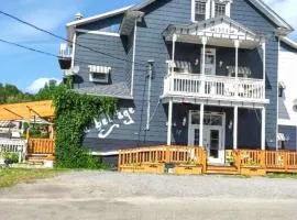 Comfortable apartment Sainte-Angèle-de-Mérici 80 m² balcony!