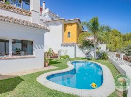 Casa Lagarto - villa with pool and jacuzzi, hotel en Almuñécar