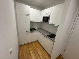 Apartment Innsbrucker Platz 1