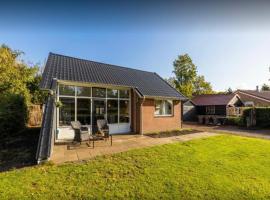 5 persoons vakantiewoning Robbenoort 50 Lauwersoog, hotel v destinaci Lauwersoog