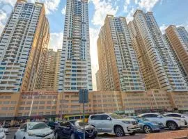 Elegent 2BHK next to the beach with pool,gym,garden,kids play area,learning centre,shops,cafe,restaurants