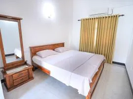 Green Gate House Rooms