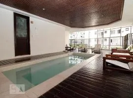 Flat - Suíte com entrada independente - Copacabana