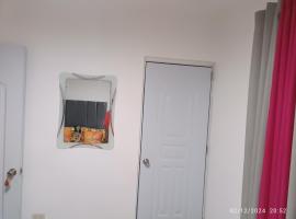 Aparta Hotel Jiménez، إقامة في منزل في لا رومانا