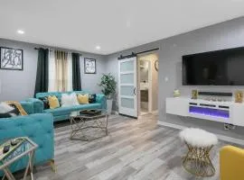 Ellis Hideaway