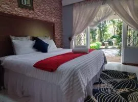 Comrades Oasis Guest House