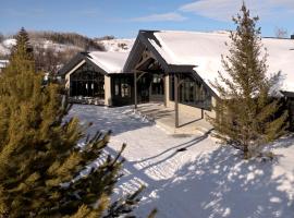 Altai Mountains Resort, majake sihtkohas Ülbi