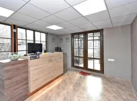 Canyon Hostel City Center