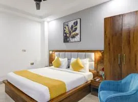 Status By Hotel The Emporio