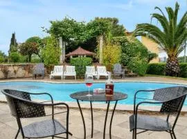 Charming Villa in Igreja Nova do Sobral with Private Pool
