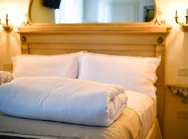 Grazia e Gino Suite, hotel v destinaci Corte Franca