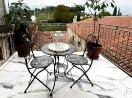 Ponte Vecchio, elegante appartamento a due passi dal centro