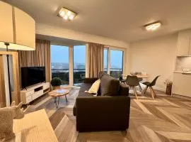 Cozy Panorama Flat by the Beach