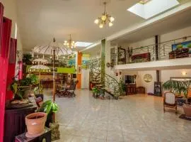 Loft d'exception 350m2 spacieux et lumineux avec piscine à 15 min de la mer