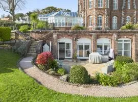 Manor House Apartment - Pool, Gardens and Parking Torquay
