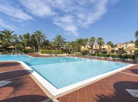 Pula में, होटल Tropical Residence In Santa Margherita Di Pula