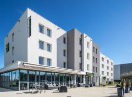 B&B HOTEL Lyon Aéroport Saint-Quentin-Fallavier, hotel near Lyon - Saint Exupery Airport - LYS, Saint-Quentin-Fallavier