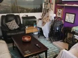 42 Churchbury vRd, Room 2