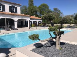 Hôtel La Bastide Saint Martin, hotel v Carcassonne
