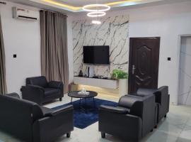 Conrad Cottage 2-Bedroom Apartments, hotel v destinaci Ibadan