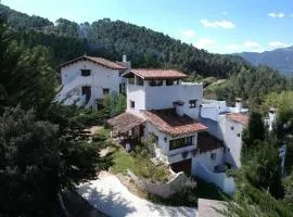 Spacious Apartment with Pool in Yeste - 120 m² - 10 Guests