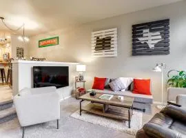 Walk to McMenamins Edgefield Inviting Townhome!