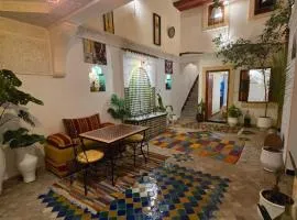 Dar Khmissa Fes Medina