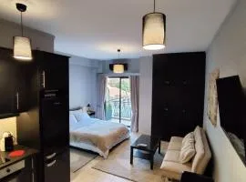 Nero Apartment