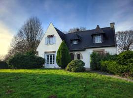 maison chic et chaleureuse: Guichen şehrinde bir otel