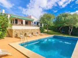 Villa Ullastres