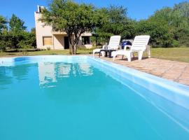 La Sietecolores, hotel i Toay