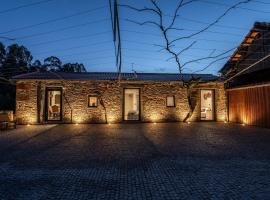 Ref&uacute;gio com jardim perto do Porto, шале у Порто